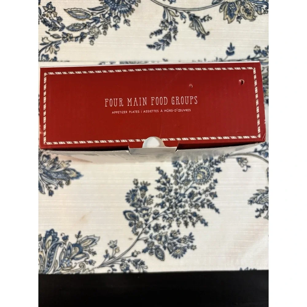 NWT Pottery Barn Elf Appetizer Plates-Set/4-Four‎ Main Food Groups